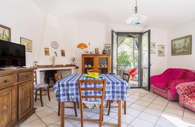 Holiday Home 'Su Entu A Mari Museddu' with Sea View, Shared Garden and Wi-Fi