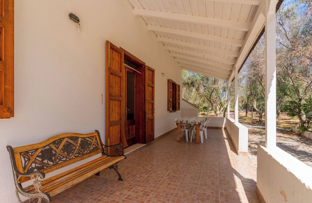 Holiday Home "Tenuta La Saracina - Villino 5" with Sea View, Balcony & Wi-Fi