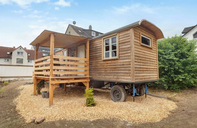 Holiday Home 'Tiny House' with Private Terrace, Wi-Fi and Air Conditioning