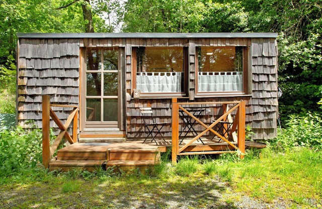 Holiday Home 'Tinyhaus 1' with Mountain View and Private Terrace