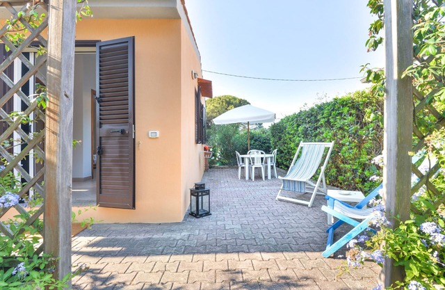 Holiday Home "Unifamiliare Isola D'Elba" with Mountain View, Terrace & Wi-Fi