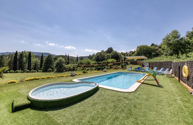 Holiday Home 'Usall Rural' with Private Pool, Wi-Fi and Air Conditioning