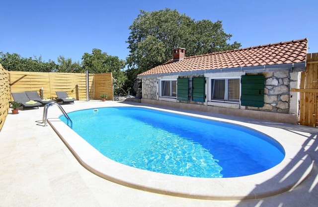 Holiday home Vicko, (15623), Žeževica, Croatia