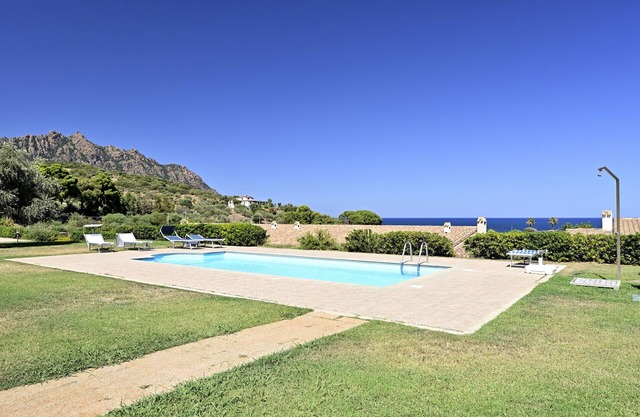 Holiday Home 'Villa Dei Desideri' with Sea View, Shared Pool and Air Conditioning