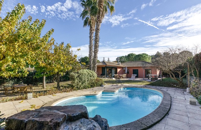 Holiday Home 'Villa Virginie Torremirona Resort' with Private Pool, Wi-Fi and Air Conditioning