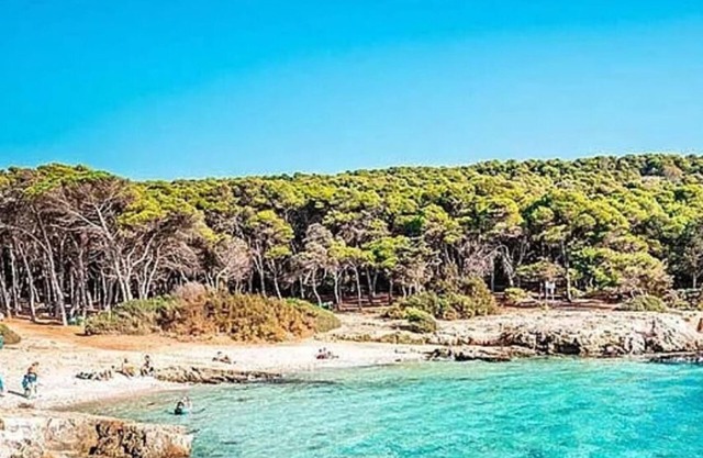 Holiday Home 'Villino La Torretta' with Private Terrace, Private Garden and Air Conditioning