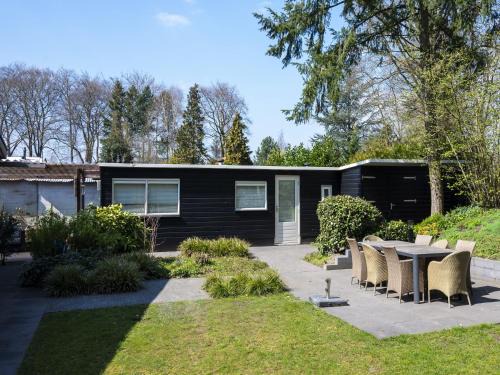 Holiday Home Voorthuizen near De Veluwe