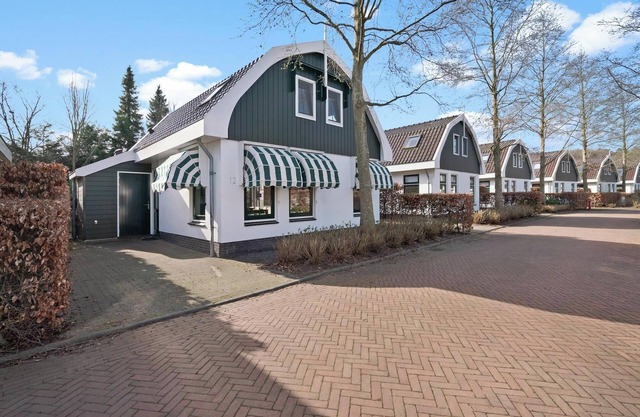 Holiday home with 3 bedrooms and spacious garden