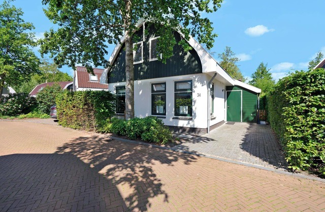 Holiday home with 3 bedrooms and a spacious garden