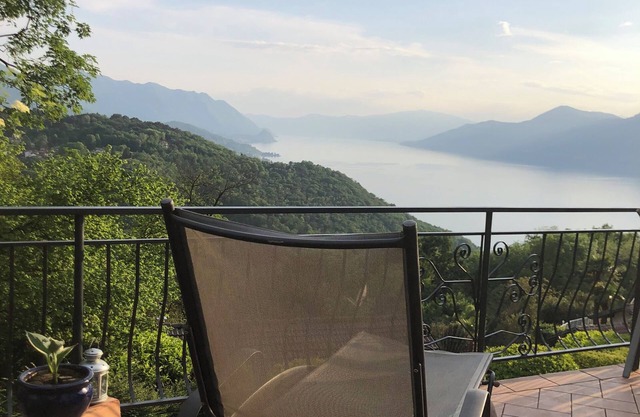 Holiday home with 55sqm - on Lake Maggiore with a wonderful view