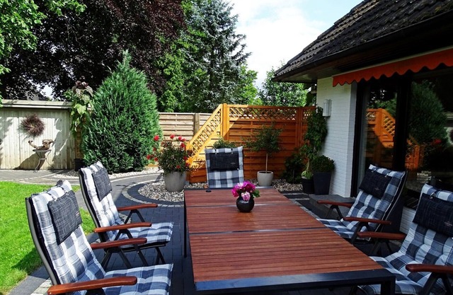 Holiday home with large garden and terrace for up to 5 persons