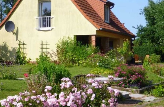 Holiday home with lots of peace and quiet - 3-room holiday home with lots of peace and quiet (1 - 5 pers.)