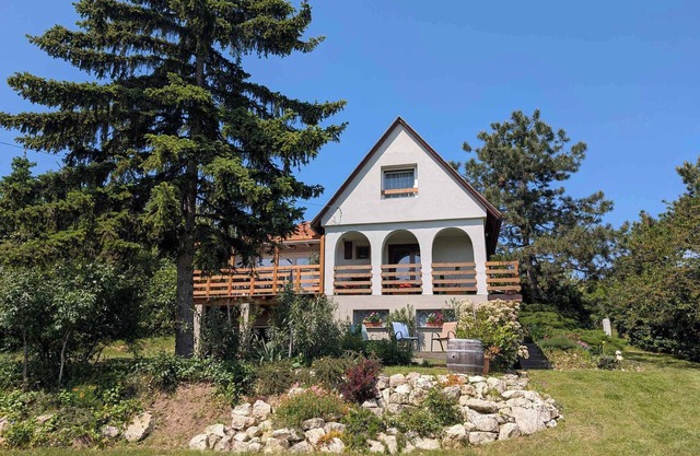 Holiday home with panorama and internet