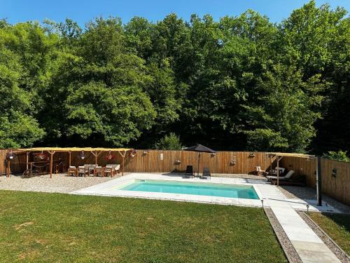 Holiday home with private pool 'Lux Banja Luka'