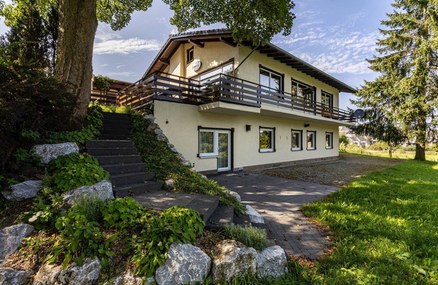 Holiday Home 'Zum Holzknecht' with Private Terrace, Spacious Garden and Wi-Fi