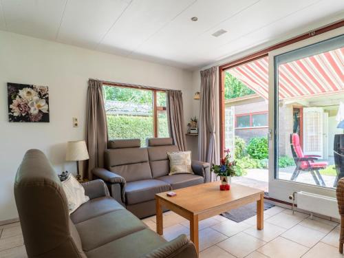 Holiday Home Zeeland near Westerschelde, cleaning included