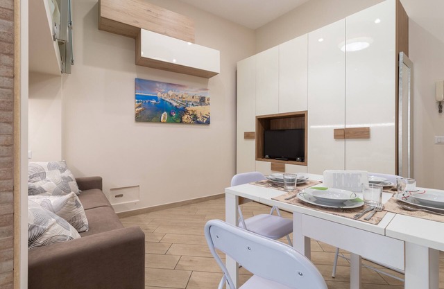 Holiday Home 'Zelda Casa Vacanza' with Balcony, Wi-Fi and Air Conditioning
