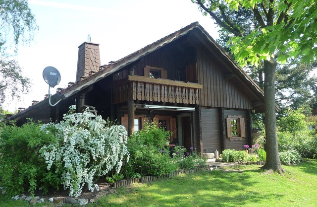 Holiday Home 'Zur Einberger Schweiz' with Private Terrace, Private Garden and Wi-Fi