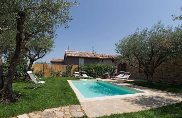 Holiday house San Severino Marche for 1 - 6 persons with 3 bedrooms - Holiday home