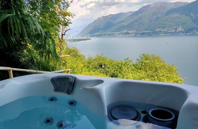 Holiday house Ronco sopra Ascona for 1 - 3 persons with 2 bedrooms - Holiday home