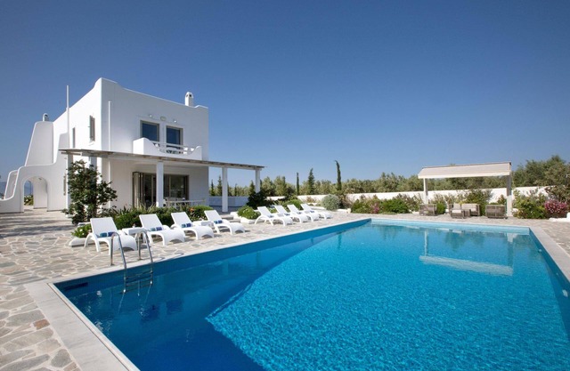 Holiday house Loutraki Korinthia for 1 - 22 persons with 10 bedrooms - Holiday house
