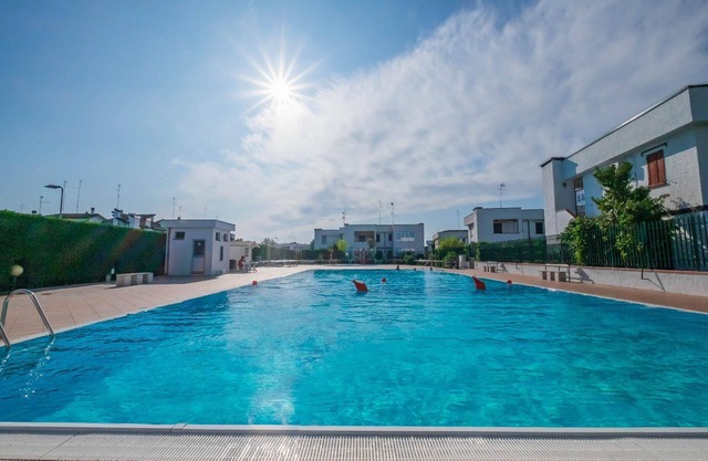 Holiday house Lido delle Nazioni for 1 - 6 persons with 2 bedrooms - Row house