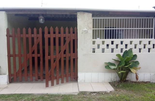 Holiday House 200,00 a day, walk in the sand (2 min from the beach) - Bertioga - SP