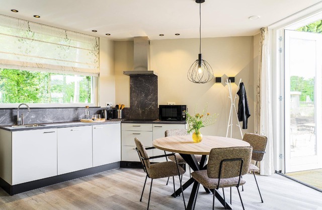 Holiday house Afferden LB for 1 - 4 persons with 2 bedrooms - Holiday home