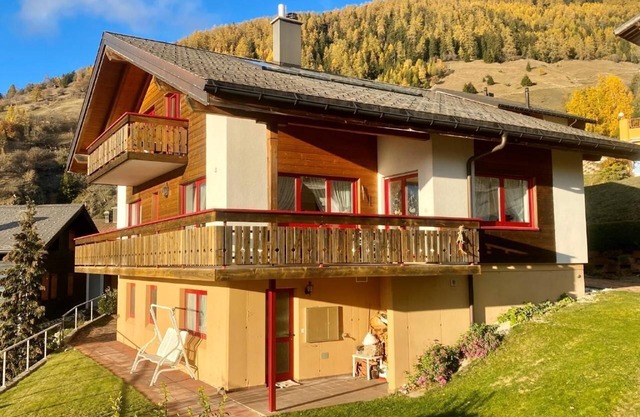 Holiday house Albinen for 1 - 5 persons with 2 bedrooms - Detached holiday house