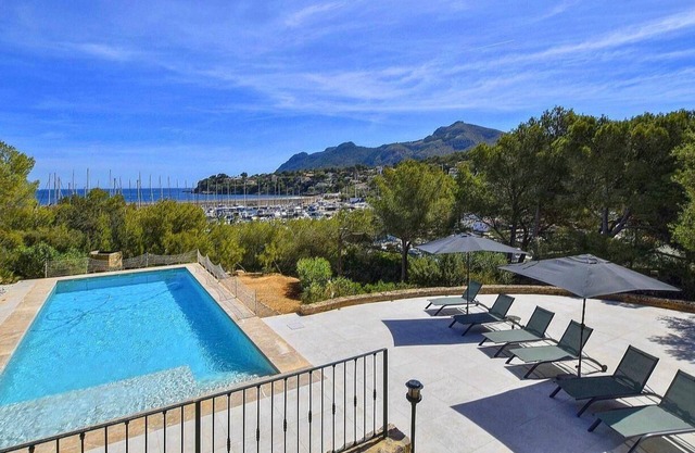 Holiday house Alcudia for 1 - 10 persons with 6 bedrooms - Holiday house