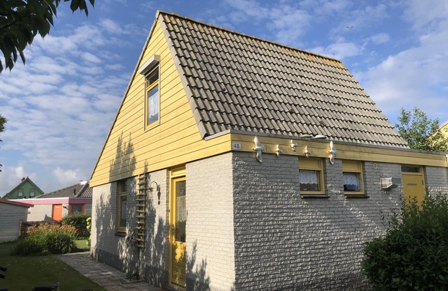 HOLIDAY HOUSE - approx. 300m to the beach - close to the playground