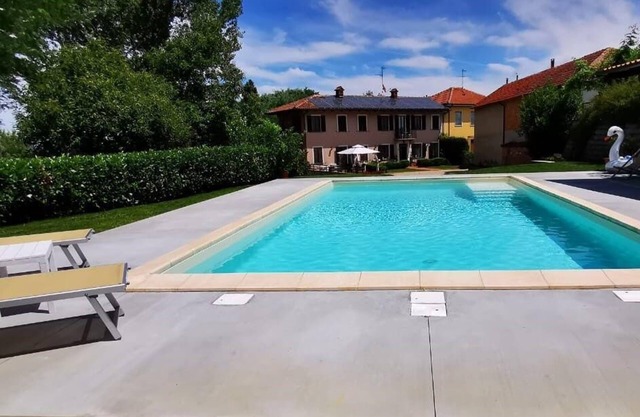 Holiday house Azzano d'Asti for 3 - 6 persons with 3 bedrooms - Holiday house