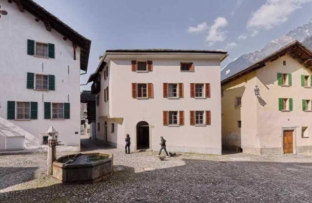 Holiday house Bondo for 1 - 9 persons with 5 bedrooms - Historical building