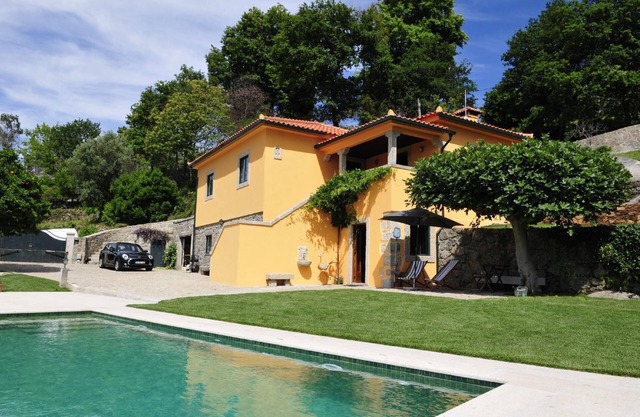 Holiday house Calheiros for 1 - 8 persons with 4 bedrooms - Holiday house