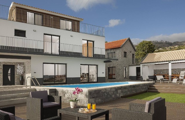 Holiday house Calheta for 1 - 10 persons with 5 bedrooms - Holiday home
