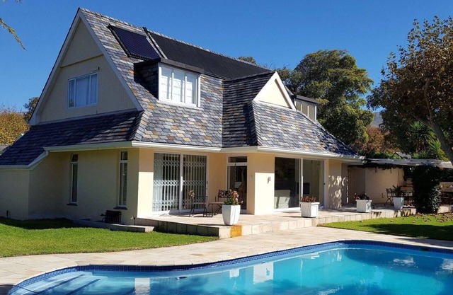 Holiday house Cape Town for 1 - 6 persons with 3 bedrooms - Holiday house