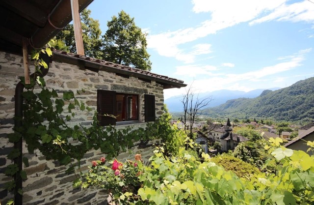 Holiday house Cavigliano for 1 - 6 persons with 2 bedrooms - Holiday house