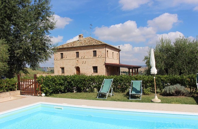 Holiday house Corridonia for 1 - 8 persons with 4 bedrooms - Farmhouse