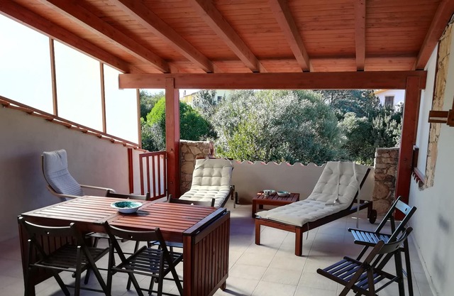 Holiday house "da Marty & Ale" 200 mt. from the beach, terrace, garden.