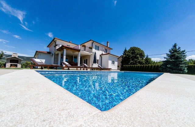 Holiday house Donji Prolozac for 1 - 9 persons with 5 bedrooms - Row house