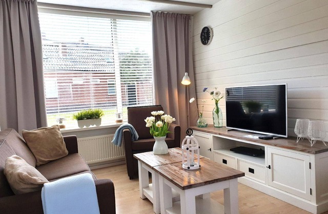 Holiday house Egmond aan Zee for 1 - 3 persons with 2 bedrooms - Row house