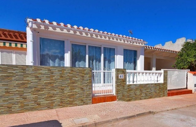 Holiday house El Carmoli for 4 persons with 2 bedrooms - Row house