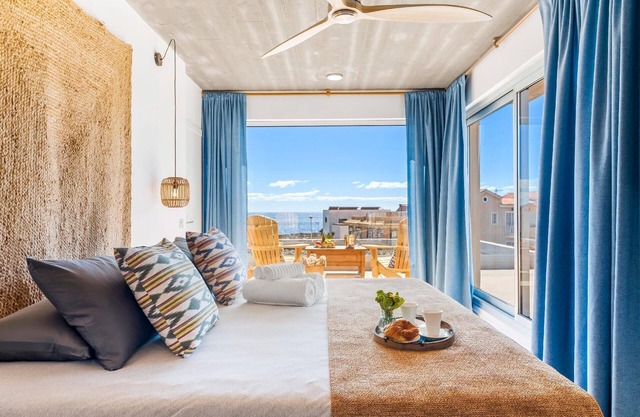 Holiday house El Medano for 1 - 8 persons with 3 bedrooms - Holiday house