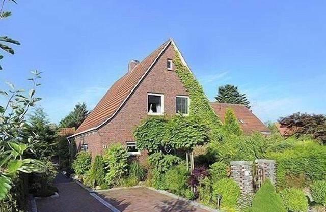 Holiday house Esens for 1 - 4 persons with 2 bedrooms - Holiday house