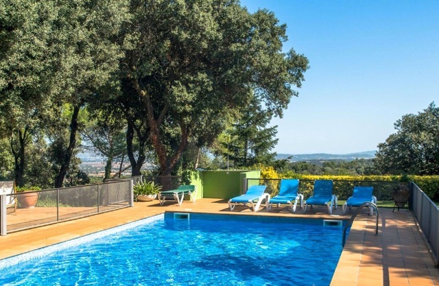 Holiday house Foixa for 1 - 14 persons with 4 bedrooms - Holiday house