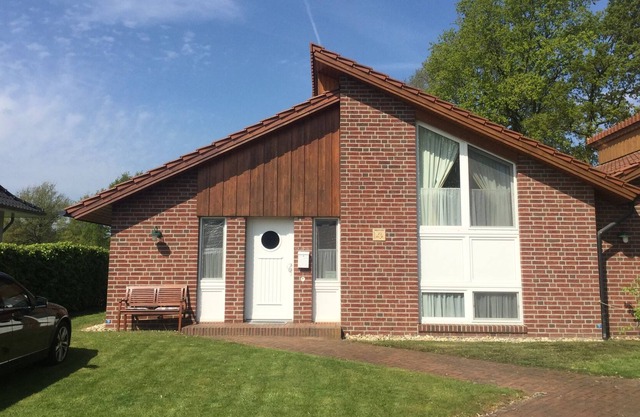 HOLIDAY HOUSE for 8 people at the golf course near Ferienzentrum Schloss Dankern.