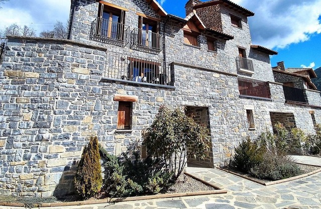 Holiday house Gavin for 1 - 7 persons with 3 bedrooms - Twin house