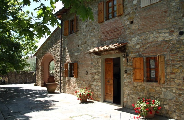 Holiday house in the countryside near Florentine museums