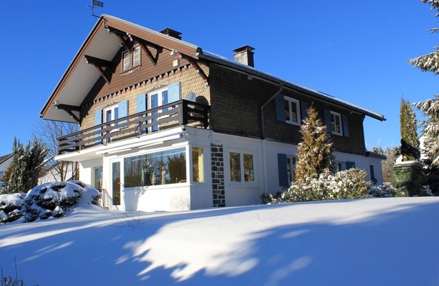 Holiday house in Winterberg town 5 stars (DTV) wellness area sauna ski area