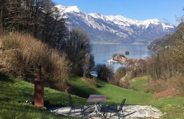 Holiday house Iseltwald for 5 persons with 3 bedrooms - Holiday house